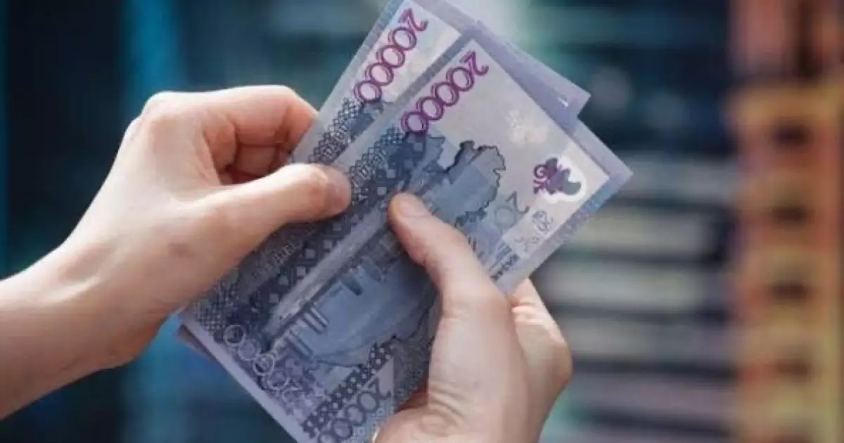  Қазақстандағы орташа жалақы 461 мың теңгеден аст 