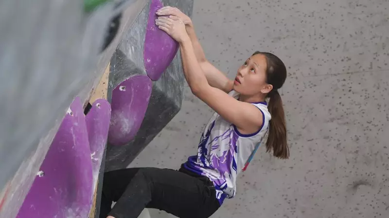 Спорттық құзға өрмелеуден ел чемпионаты өтіп жатыр
