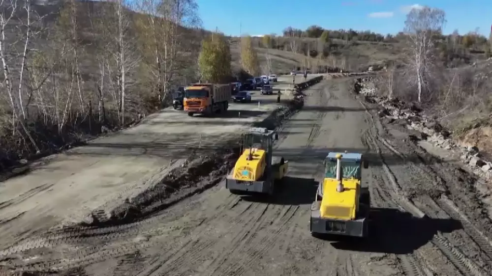 Сотни километров трасс и множество знаков пришли в негодность в ВКО