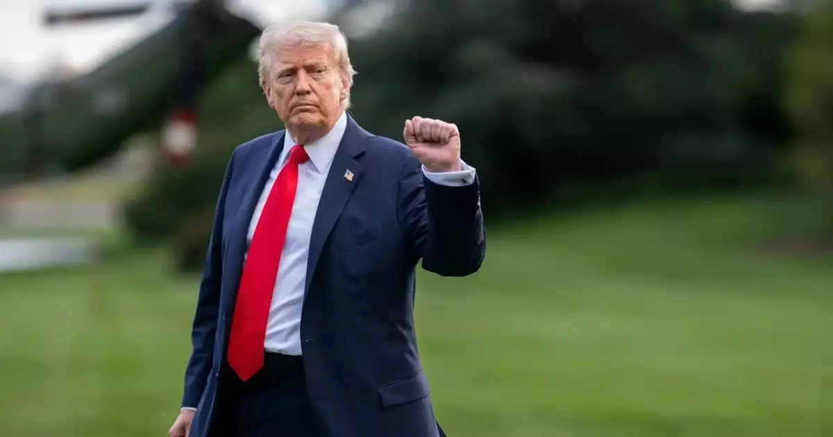  Трамп өзін өлтірген немесе қастандық жасалған жағдайда вице-президентке құпия хат қалдырған 