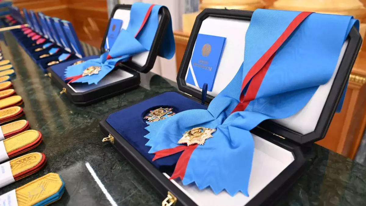 Сенат заң мақұлдады: «Al-Farabi», «Qoja Ahmet Yassaui», «Мейірім» ордендері қосылды