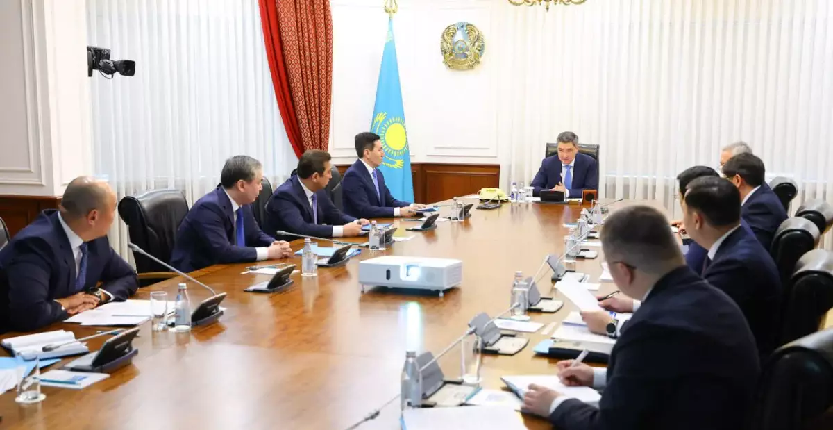 Үкімет басшысы жеңіл өнеркәсіпті дамыту тәсілдерін қайта қарауды тапсырды