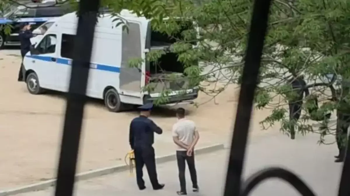 Полицейское авто насмерть сбило полуторогодовалого ребенка в Актау
