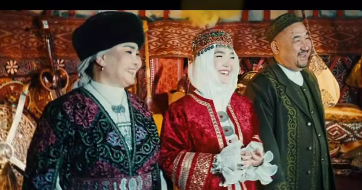  Нұрлан имамның қызы отбасылық суреттерін көрсетті (ФОТО) 