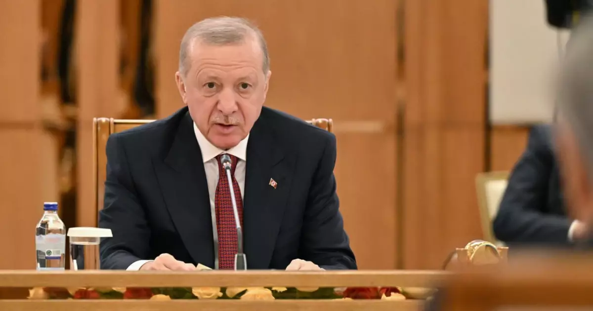   Түркия Президенті Қазақстанмен қарым-қатынас барлық салада нығайып келе жатқанын айтты   