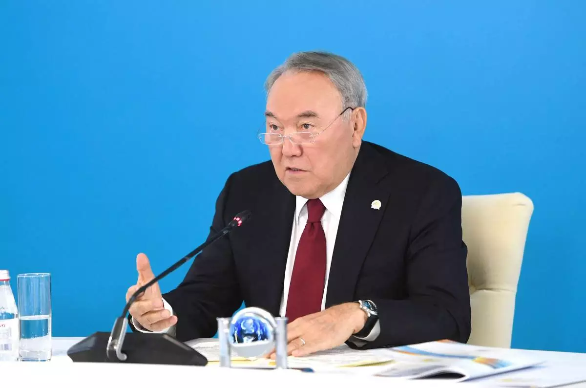 Медициналық орталық Назарбаевтың жүрегіне жасалуы керек операцияны жоққа шығармады