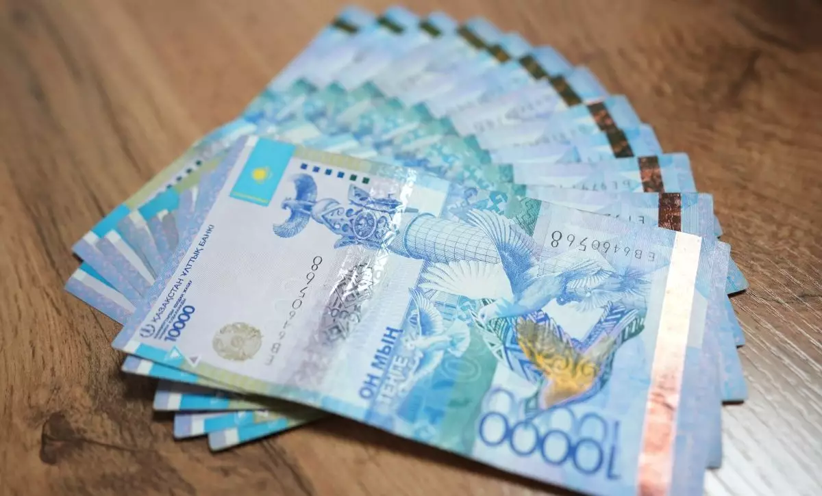 Қазақстандықтардың 250 миллиард теңге қарызы кешіріледі