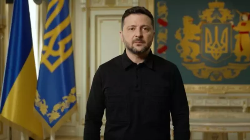 Зеленский поручил подготовить ответ на удары России