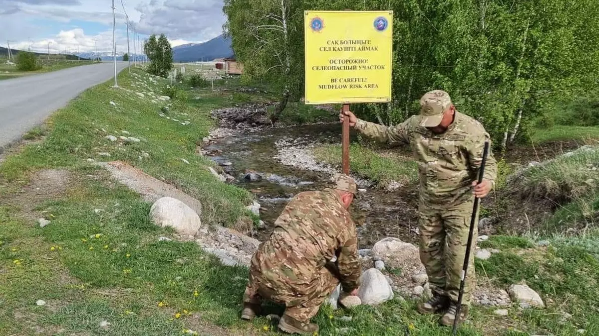 11 населенных пунктов ВКО оказались под угрозой из-за селей