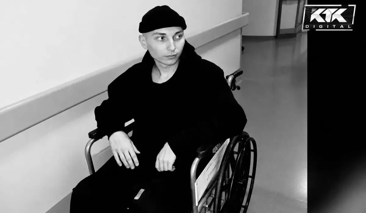 Ақтөбеде саркомадан қайтыс болған жігіттің анасы дәрігерлерді жазалауды талап етті