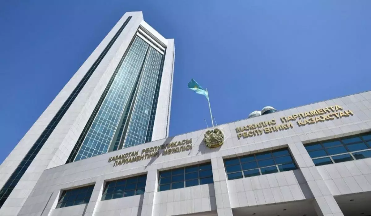 "Қазақстан Халық Кеңесі туралы" заң жобасы бірінші оқылымда мақұлданды