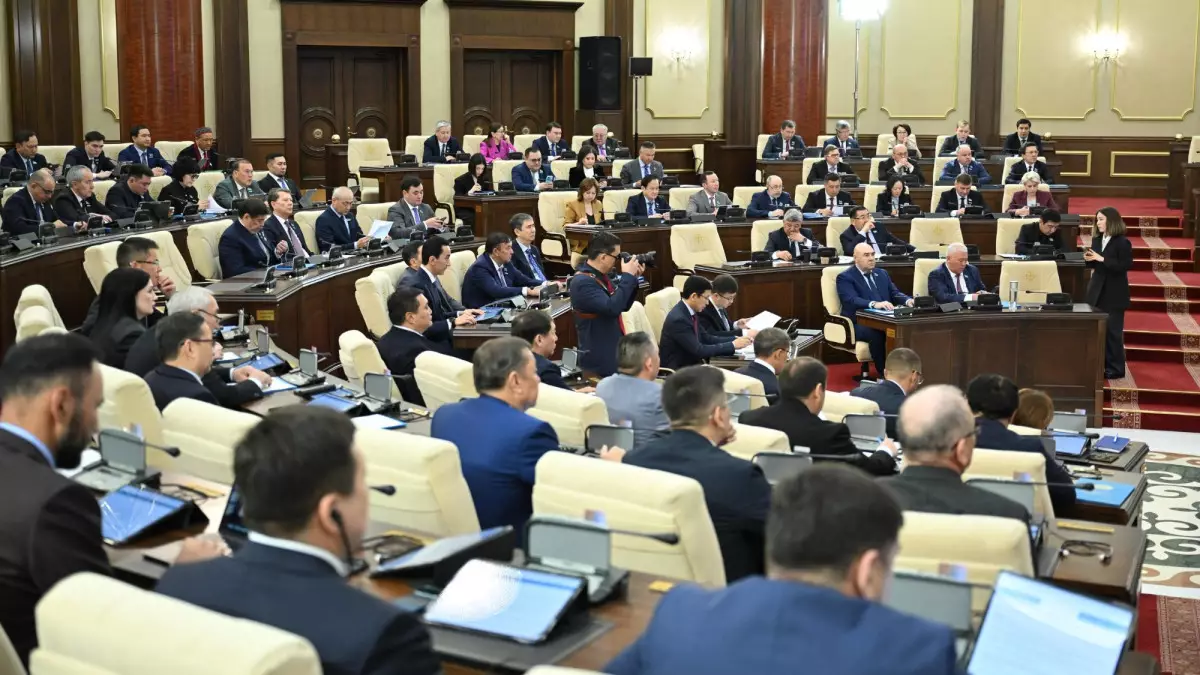  Парламент «Қазақстан Халық Кеңесі» туралы конституциялық заң жобасын мақұлдады 