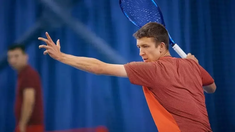 Григорий Ломакин теннистен Үндістандағы турнирде жартылай финалға шықты