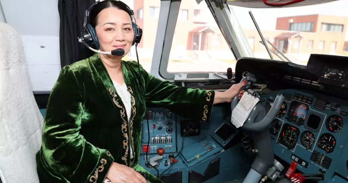  Светлана Айтбаева Ұлттық ұланның авиабазасына барды 