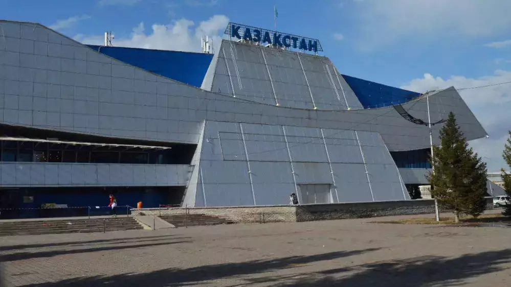 Когда завершат строительство спорткомплекса "Казахстан" в Астане