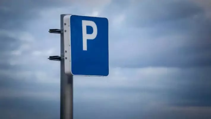 В Ташкенте начнут эвакуировать автомобили, припаркованные на тротуарах