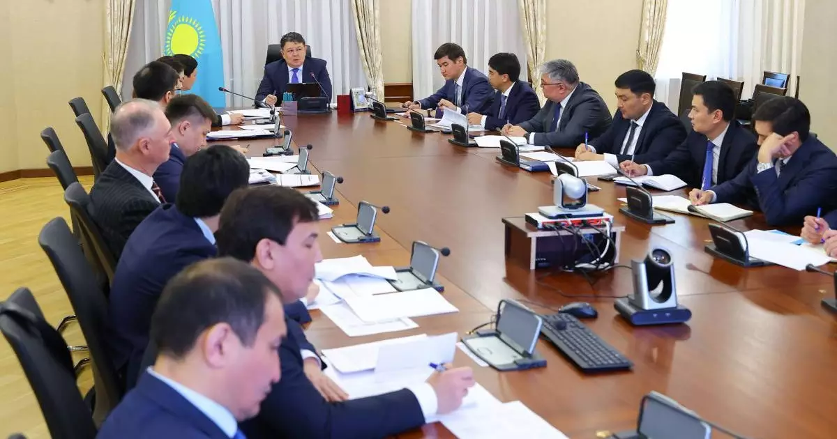  ЭКСЖ жобалық кеңсесінің отырысында отандық тауар өндірушілерді қолдау және тұрғын үй көмегін көрсету талқыланды 