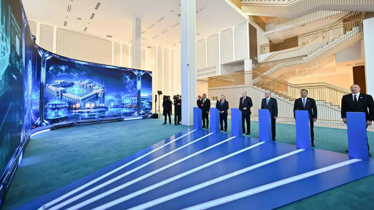 Түркі әлемінің жаңа символы: Түркістанда бірегей кешен бой көтереді