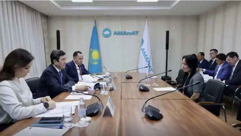 Ерлан Қошанов: Қоғамдық қабылдауда көтерілген мәселенің бәрі жүйелі түрде шешіледі