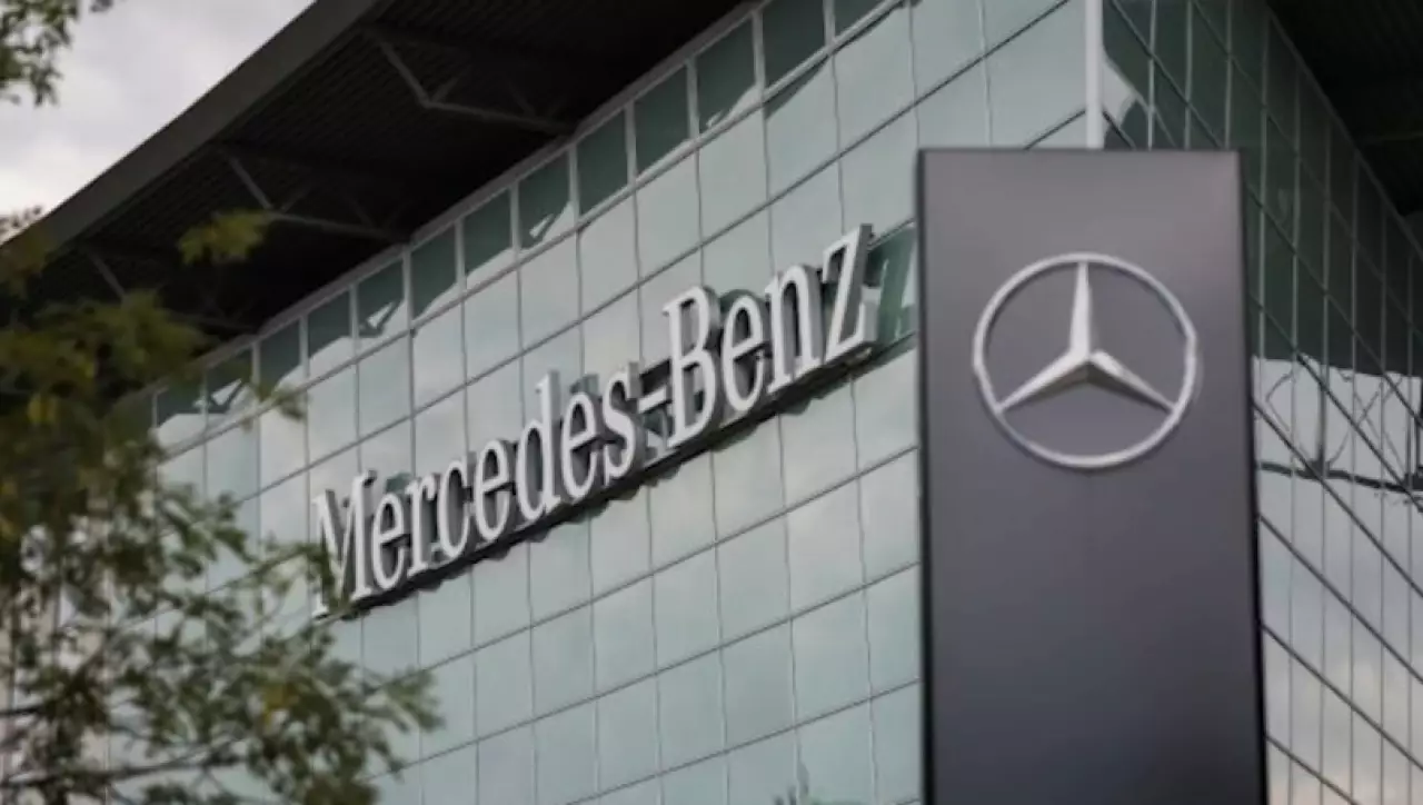 Mercedes-Benz может начать выпуск военной техники