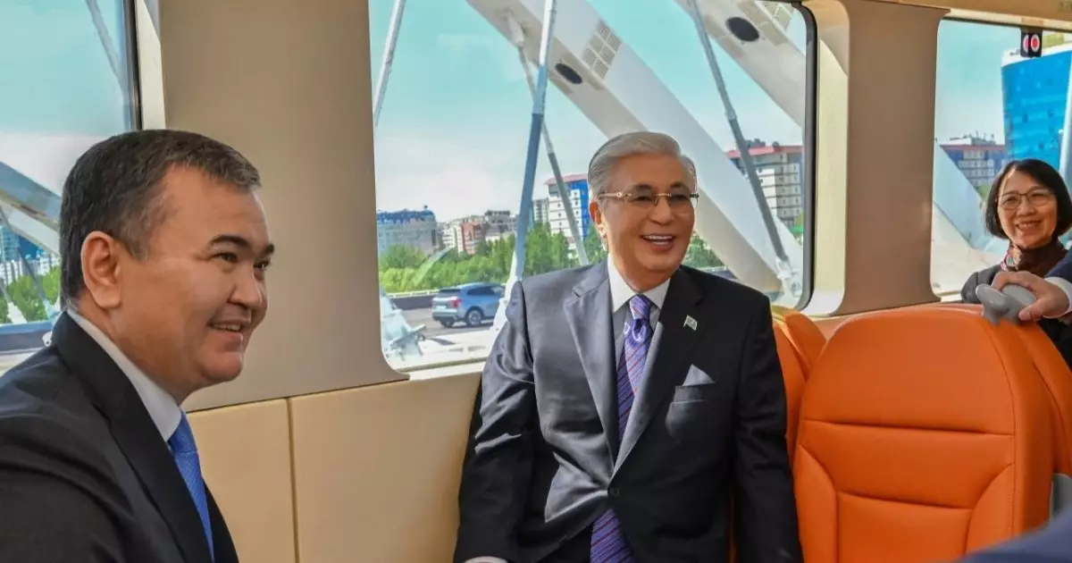  Тоқаев Astana LRT жұмысын іске қосты 