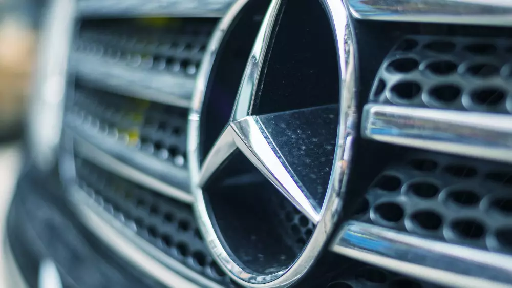 Mercedes может начать производство военной техники