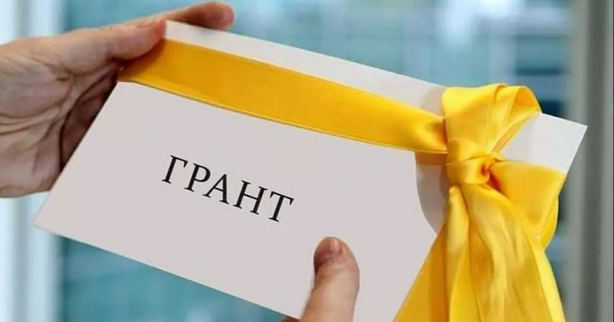  Республикалық физика-математика мектептеріне грант бөлуге қатысты министрлік мәлімдеме жасады 