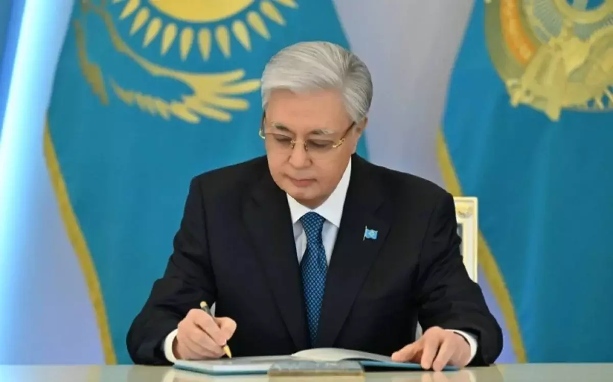 Мемлекет басшысы кітап оқу мәдениетін дамыту жөніндегі Жарлыққа қол қойды