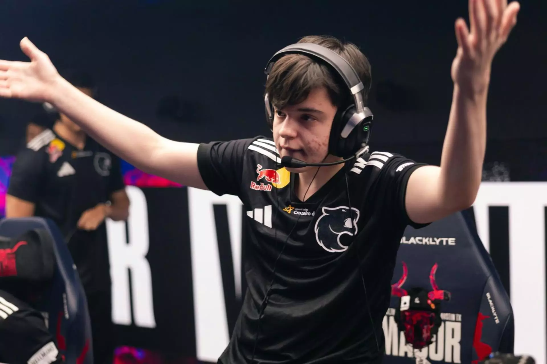 Molodoy сорвал многомиллионый куш на PGL Astana