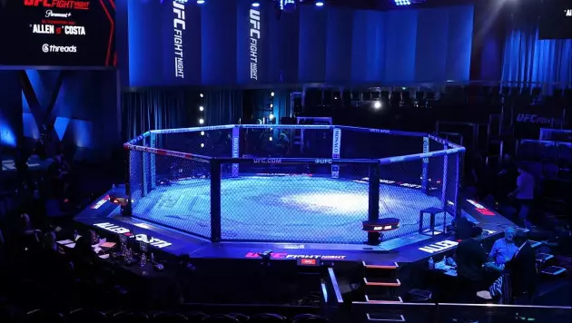 Казахстанского бойца жёстко нокаутировали на турнире UFC