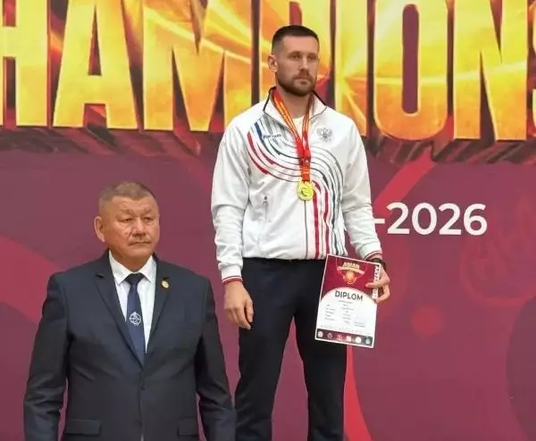 Гиревики из Бурятии одержали победу на международных соревнованиях в Казахстане.