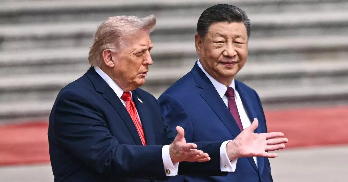  Трамп делегациясы Қытайдан алған заттарын неліктен қоқысқа тастады? 