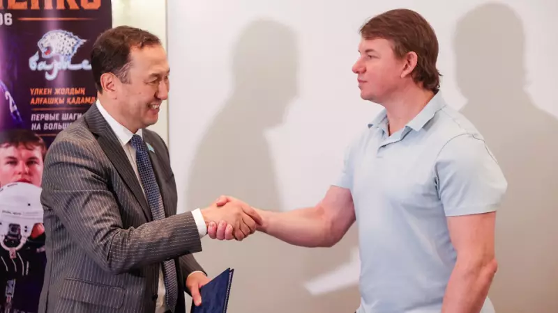 Хоккейден Қазақстан құрамасы рекордшысы Роман Старченко 40 жасқа толды