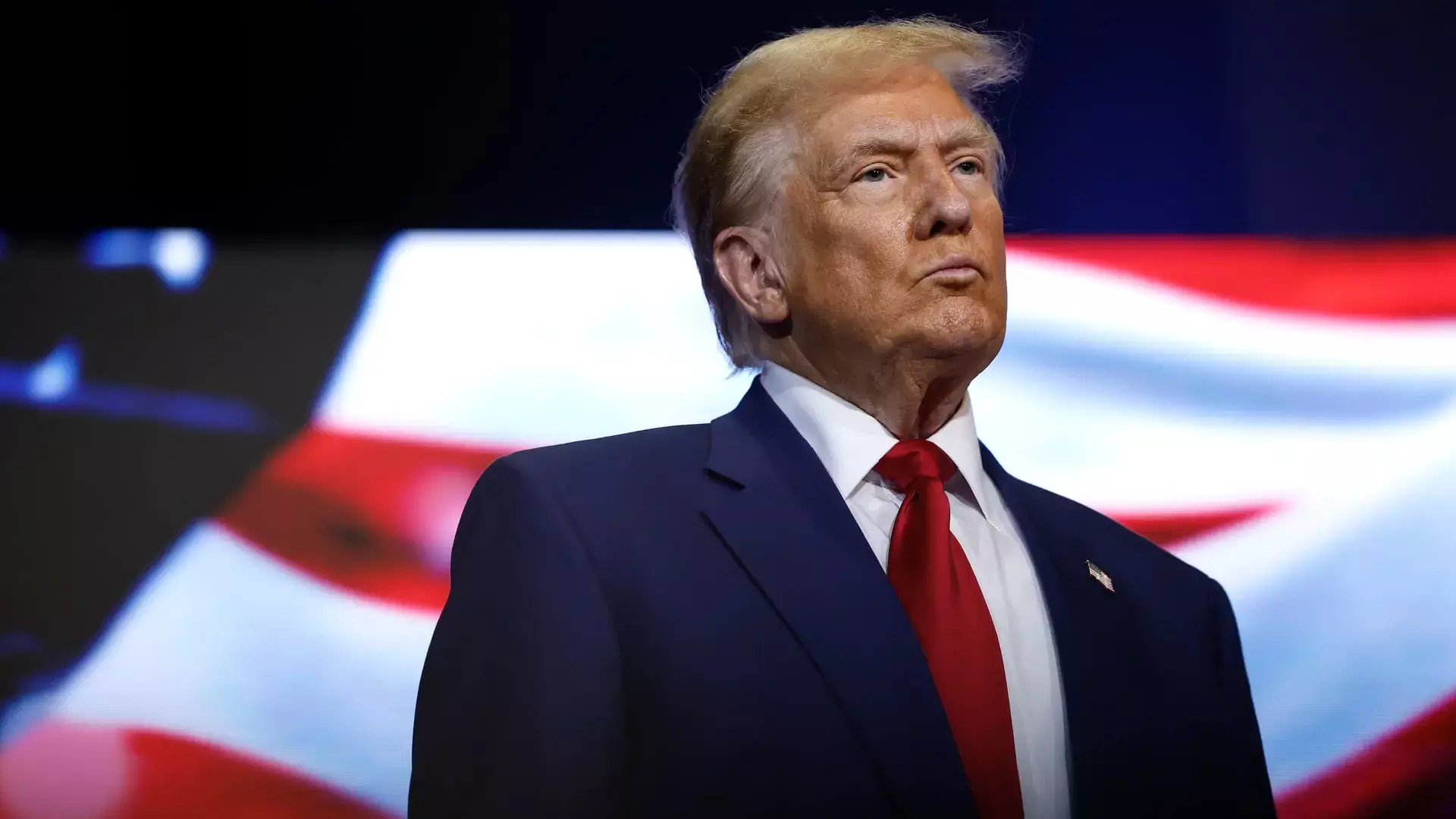 «Оларды қиын кезең күтіп тұр»: Трамп Тегеранға сес көрсетті