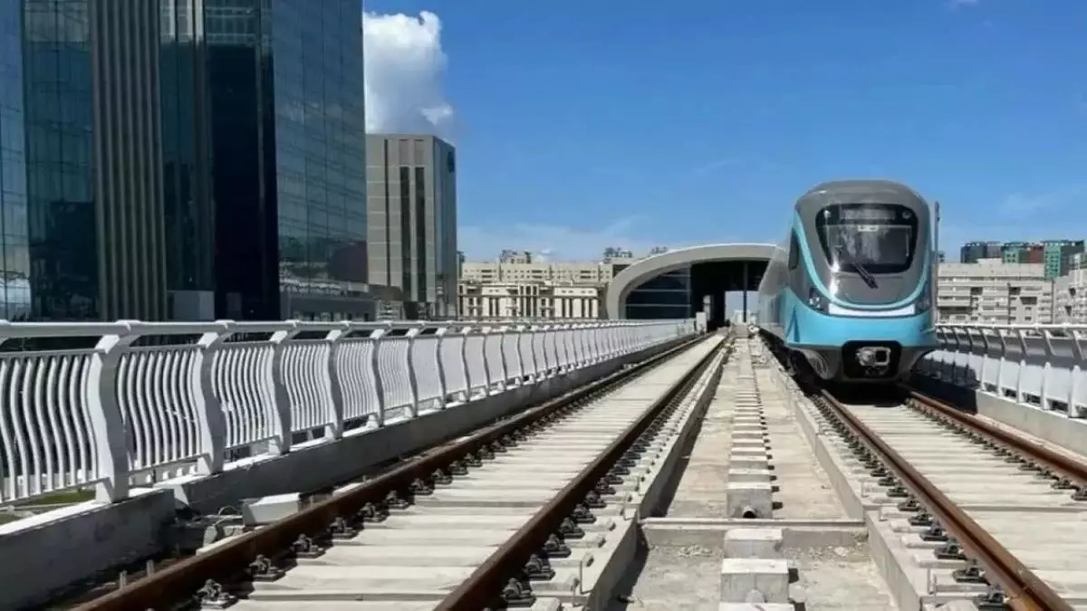Астанада жолаушылар қауіпсіздік ережелерін бұзғаны үшін LRT тоқтап қалды