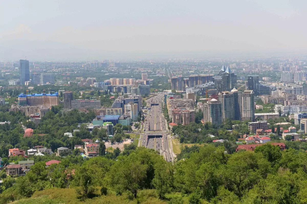 Алматыдағы инвестициялық серпін: мегаполис экономикасына 2,3 трлн теңге құйылды