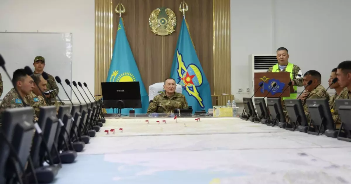  Қорғаныс министрі әскерлердің жауынгерлік дайындығын күшейтуді тапсырды 