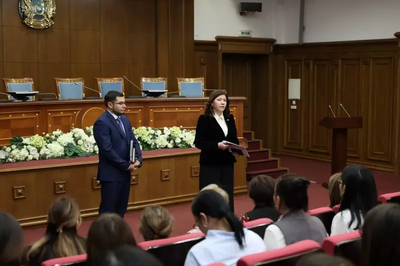 В Минпросвещения появился вице-министр, который займется ИИ в школах