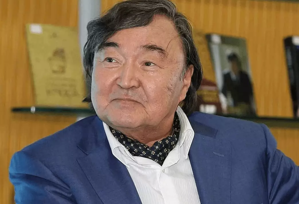 Олжас Сулейменов отмечает юбилей