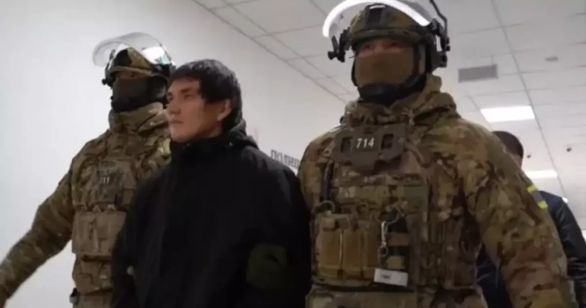  “Қайын жұртым қоқан-лоқы көрсетіп, отбасыма араласа берді”: Сұлтан Сәрсемәлиев бәрін сотта жайып салды 