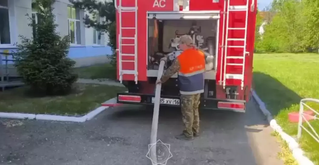 Өскеменде мектеп өртенді