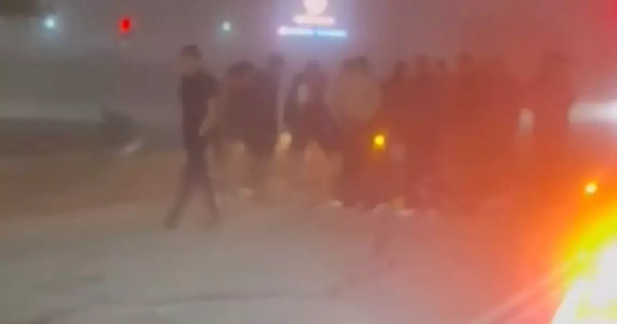  Ақтауда жаяу жүргіншілер жолағында әйелді көлік қағып кетті (ВИДЕО) 