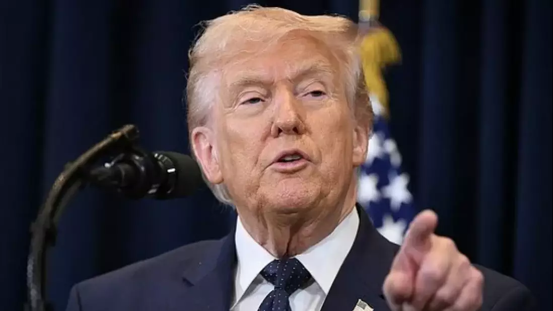 Дональд Трамп Иранға жоспарланған шабуылдарды келіссөздерге байланысты тоқтатқанын мәлімдеді