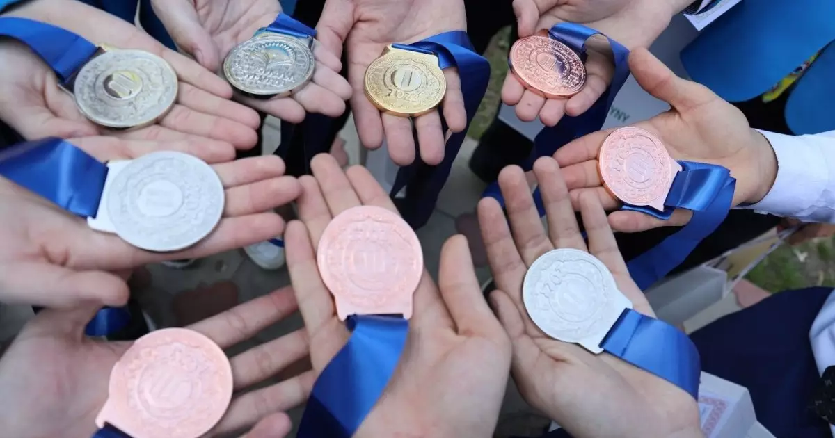  Алматылық оқушылар халықаралық олимпиадаларда 2,7 мыңнан астам марапатқа ие болды 