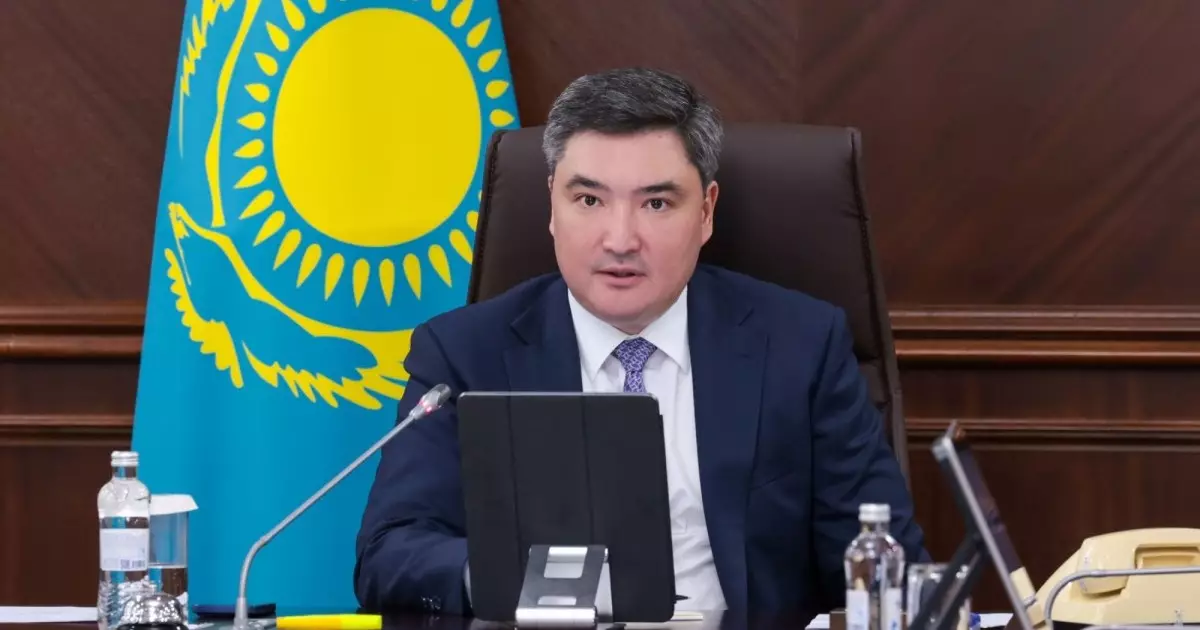  «Құр сөз болып қалмасын»: Бектенов министрге қатаң ескерту жасады 