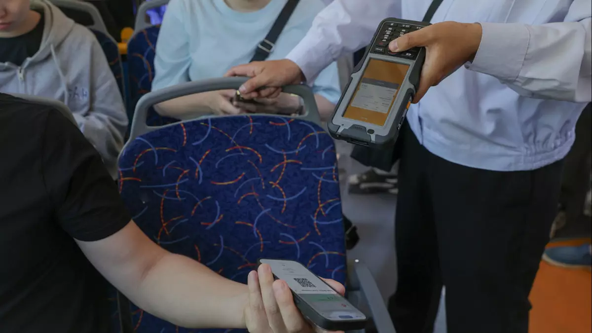 100 жолаушының 40-ы "қоян": Автобусқа мінген бойда төлем жасамағандар жазаланады