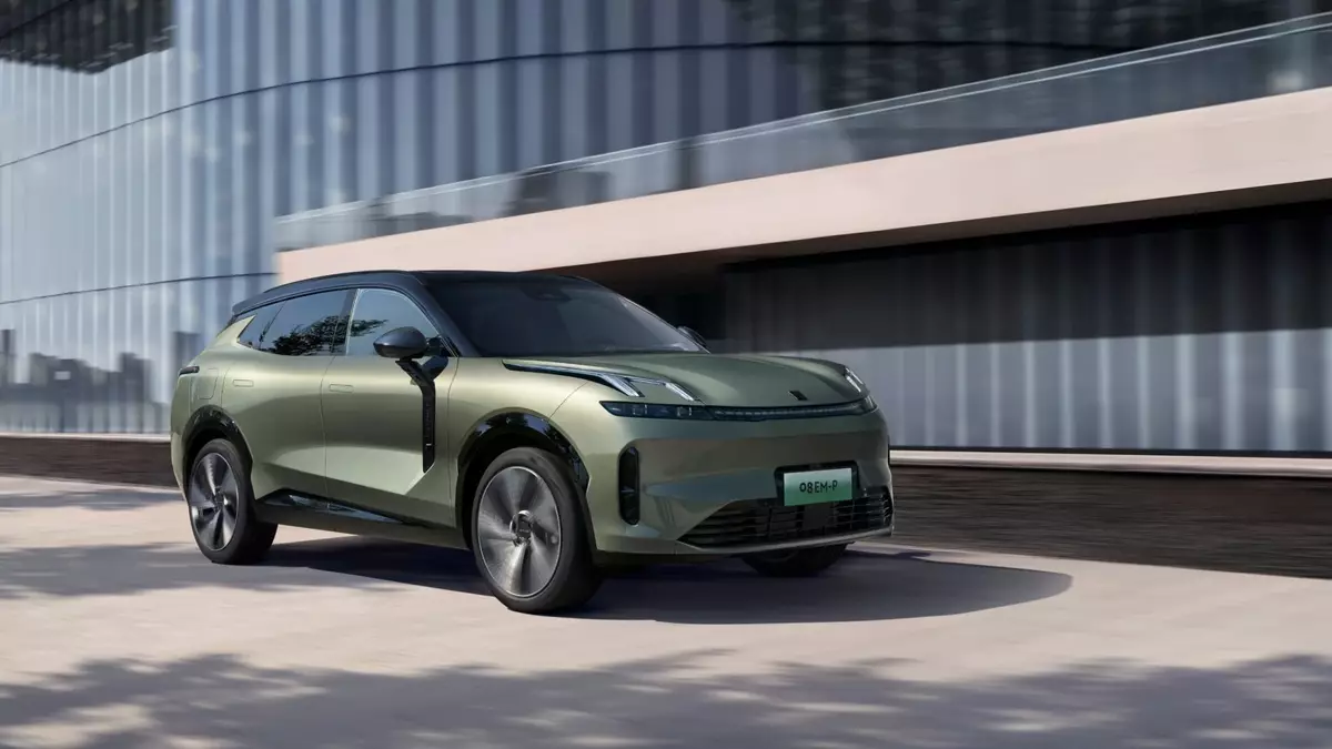 В Казахстане стартовали продажи кроссовера Lynk & Co 08 по цене от 3,4 миллиона рублей.