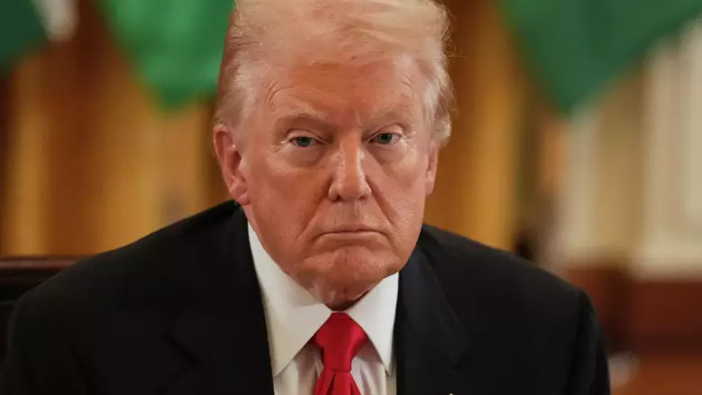 АҚШ Иранға қайта әскери соққы жасауы мүмкін – Трамп
