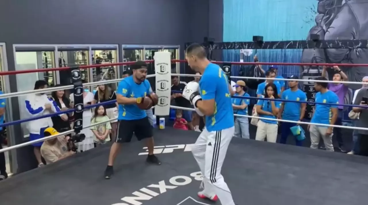Жәнібек чемпиондық атағын қорғайды