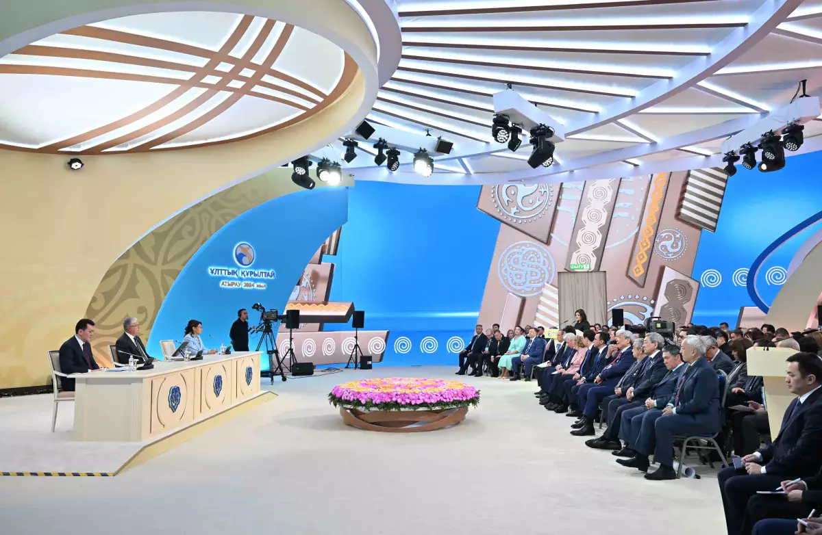 Каким будет новый Парламент: депутаты приняли Конституционный закон «О Курултае»